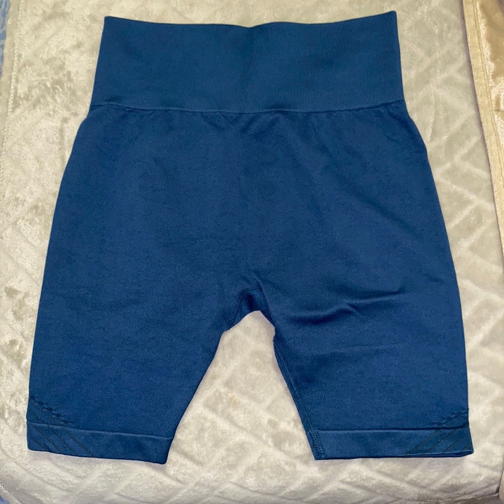 TARGET - teal flattering biker shorts
